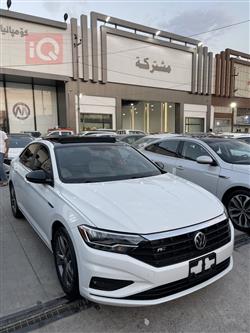 ڤۆڵکسواگن جێتا